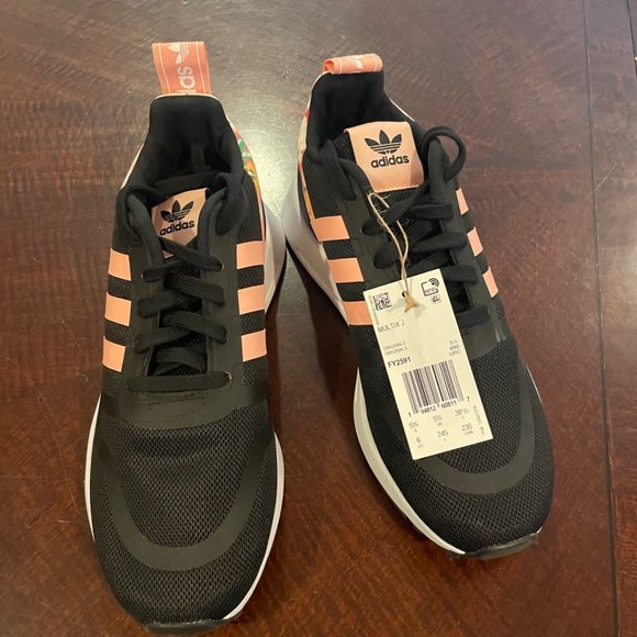 NWT ADIDAS G SMOOTH RUNNER FLORAL Athletic Shoes Size 6 - Picture 2 of 10